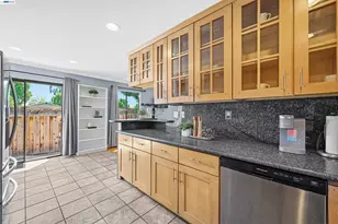 20061 Santa Maria Ave, Castro Valley, CA 94546 - Photo 14