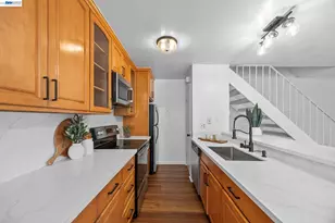 2274 Peacock Pl, Union City, CA 94587 - Photo 8