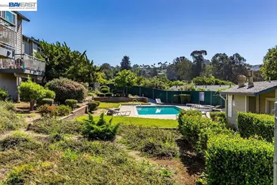 25084 Vista Greens Ct, Hayward, CA 94541 - Photo 38