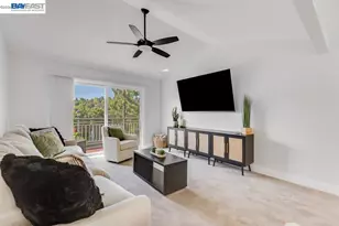 25084 Vista Greens Ct, Hayward, CA 94541 - Photo 8