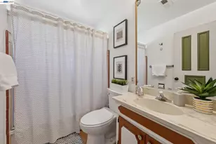 107 Virginia St, Hayward, CA 94544 - Photo 20