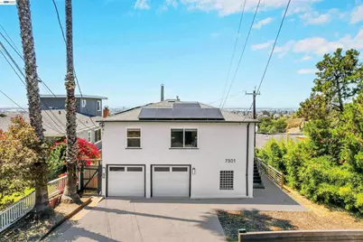 7301 Hillmont Dr, Oakland, CA 94605 - Photo 4