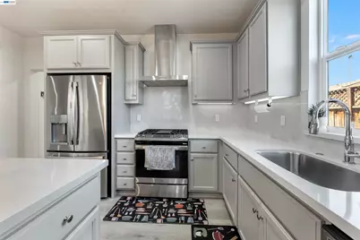 1631 Wonderland Way, Hayward, CA 94545 - Photo 8