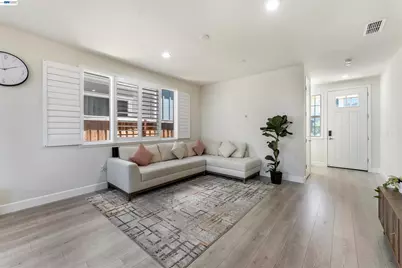 1631 Wonderland Way, Hayward, CA 94545 - Photo 4