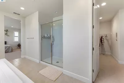 1631 Wonderland Way, Hayward, CA 94545 - Photo 26