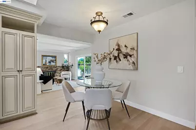 6877 Rayland Ct, Pleasanton, CA 94588 - Photo 10