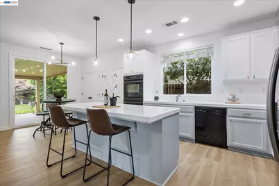744 Vasconcellos Ave, Manteca, CA 95336 - Photo 14
