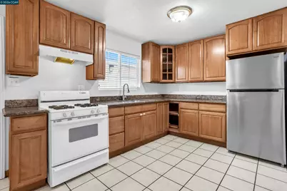 440 Marina Way, Richmond, CA 94804 - Photo 2