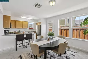 2452 Casa Ct, Oakland, CA 94605 - Photo 8