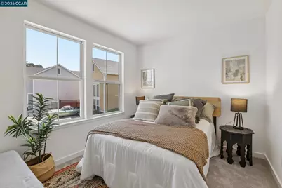 2452 Casa Ct, Oakland, CA 94605 - Photo 16