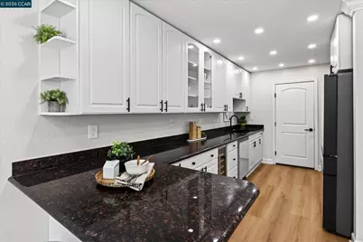 584 Mission Pl, Danville, CA 94526 - Photo 24