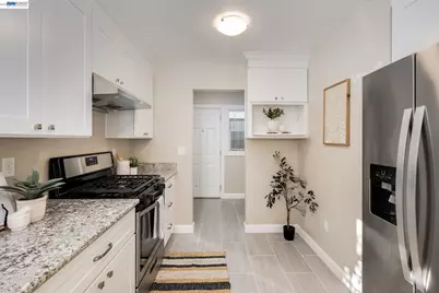 3085 Bantry Ave, Oakland, CA 94605 - Photo 14