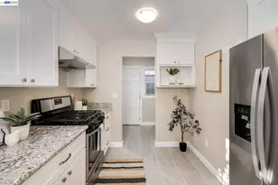 3085 Bantry Ave, Oakland, CA 94605 - Photo 14
