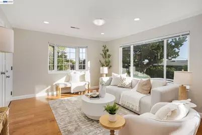 3085 Bantry Ave, Oakland, CA 94605 - Photo 8