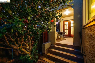 5801 Picardy, Oakland, CA 94605 - Photo 6