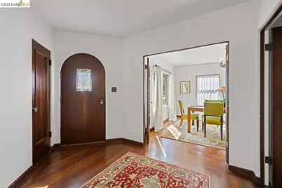 5801 Picardy, Oakland, CA 94605 - Photo 28