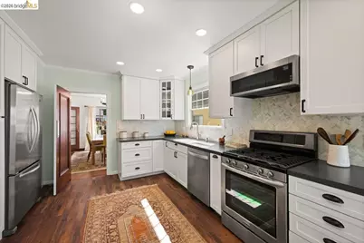 5801 Picardy, Oakland, CA 94605 - Photo 60