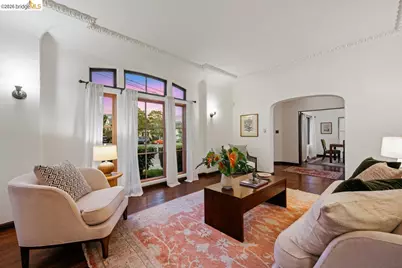 5801 Picardy, Oakland, CA 94605 - Photo 8