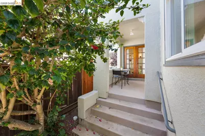 5801 Picardy, Oakland, CA 94605 - Photo 36