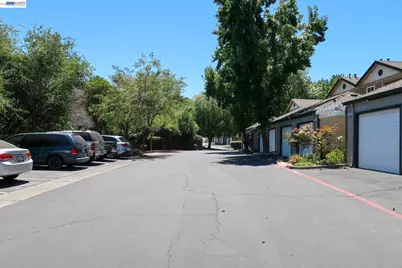 1041 Chadwick Cir, Bay Point, CA 94565 - Photo 36