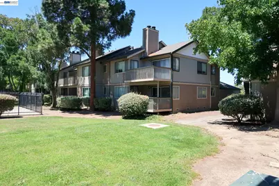 1041 Chadwick Cir, Bay Point, CA 94565 - Photo 26