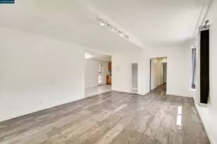 207 Los Altos Pl, American Canyon, CA 94503 - Photo 10