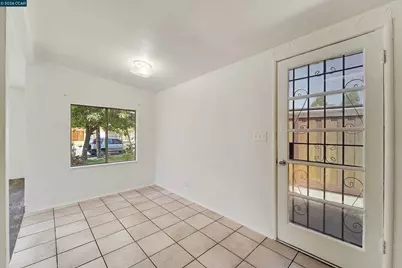 207 Los Altos Pl, American Canyon, CA 94503 - Photo 14