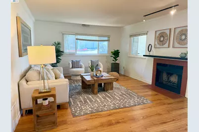 215 Whale Bone Ct, Vallejo, CA 94591 - Photo 8