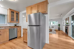 215 Whale Bone Ct, Vallejo, CA 94591 - Photo 8