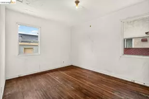 998 Jones St, Berkeley, CA 94710 - Photo 16
