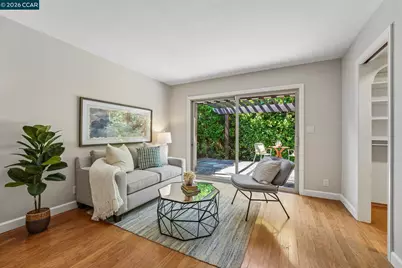102 Brookfield Dr, Moraga, CA 94556 - Photo 18