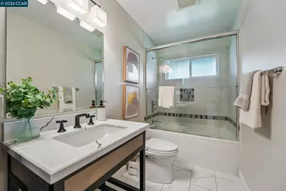 102 Brookfield Dr, Moraga, CA 94556 - Photo 28