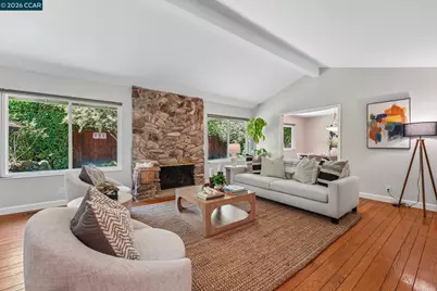 102 Brookfield Dr, Moraga, CA 94556 - Photo 12