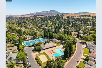 177 Saint Helena Ct, Danville, CA 94526 - Photo 60