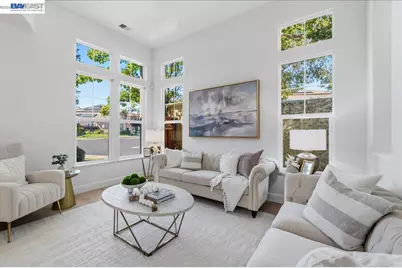 5099 Round Hill Dr, Dublin, CA 94568 - Photo 6