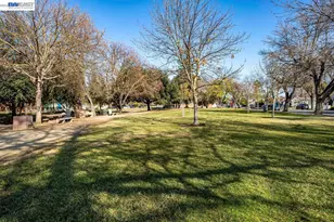 346 Amador Ct, Pleasanton, CA 94566 - Photo 60