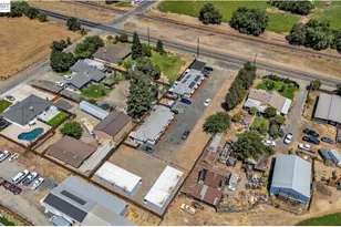 4628 Patterson Rd, Oakdale, CA 95361 - Photo 2