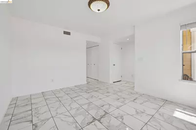1021 Santa Ines Ct, Oakland, CA 94601 - Photo 6