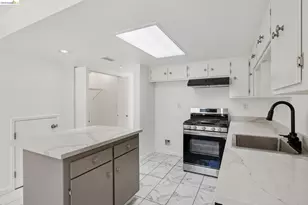 1021 Santa Ines Ct, Oakland, CA 94601 - Photo 14