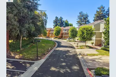 37886 Bright Cmn, Fremont, CA 94536 - Photo 2