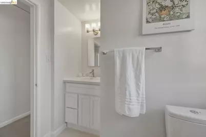 1242 Burnett St, Berkeley, CA 94702 - Photo 24