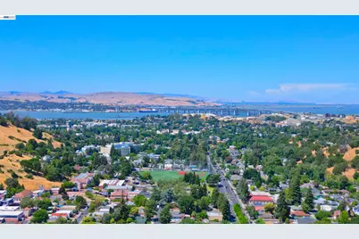 1215 Warren St, Martinez, CA 94553 - Photo 24