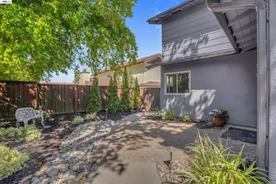 5805 San Carlos Way, Pleasanton, CA 94566 - Photo 36