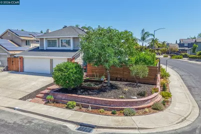 300 Helena Ct, Oakley, CA 94561 - Photo 4