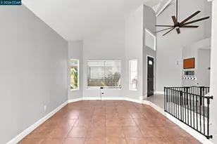 300 Helena Ct, Oakley, CA 94561 - Photo 12