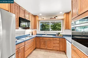 202 Miramonte Dr, Moraga, CA 94556 - Photo 10