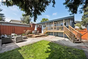 10907 Julius St, Oakland, CA 94605 - Photo 36