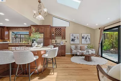 11055 La Paloma Drive, Cupertino, CA 95014 - Photo 8