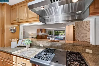 1346 Reliez Valley Rd, Lafayette, CA 94549 - Photo 12