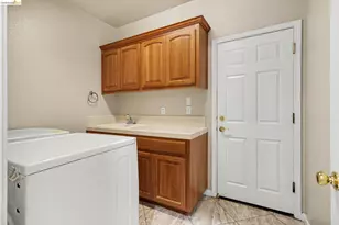 3551 Keystone Loop, Discovery Bay, CA 94505 - Photo 30